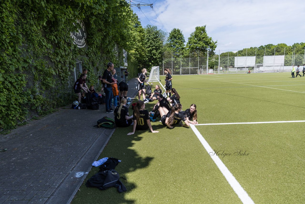 Bild 76 - wBJ SC Condor - VfL Pinneberg : Ergebnis: 3:2